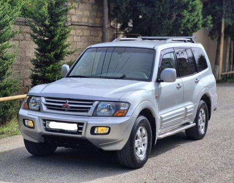 Mitsubishi Pajero, 3.2 L, 2001 il, 236 000 km — Bakı