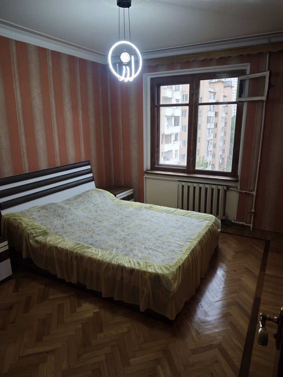 İcarəyə verilir 3 otaqlı köhnə tikili 85 m² — Mənzil, Bakı