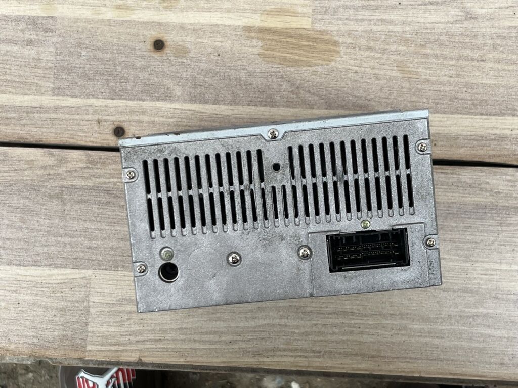 Hyundai orijinal avtomobil maqnitolası / CD pleyer. Model: EMP300 RDS — Avtomobil akustikası, Mehdiabad (3)