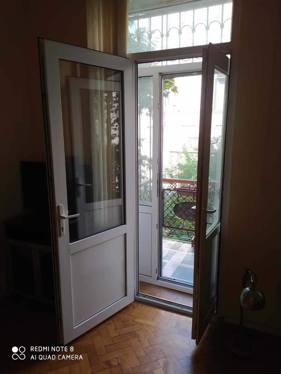İcarəyə verilir 1 otaqlı köhnə tikili 51 m² — Mənzil, Bakı (4)