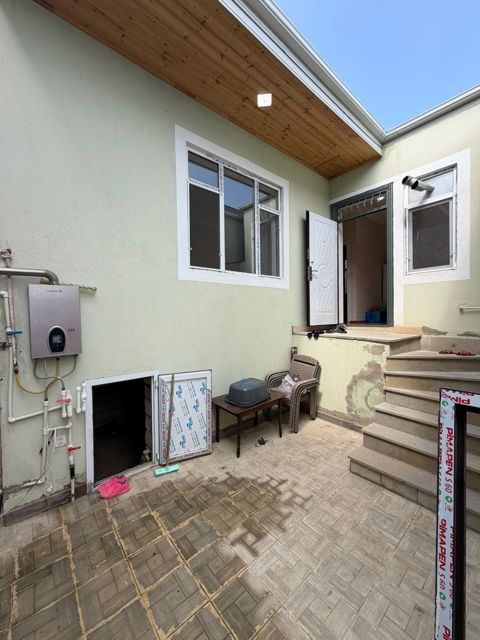 Həyət evi, Binəqədi qəs — Bakı