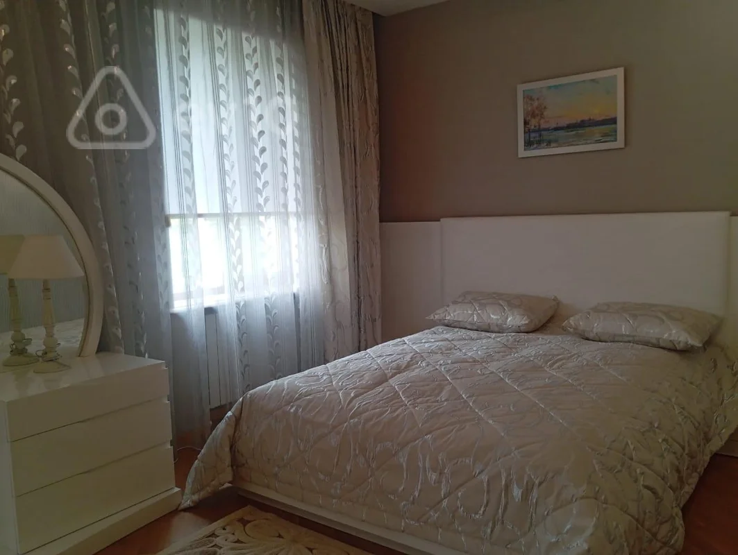 3 otaqlı mənzil, 100 m², R.Behbudov k — kirayə — Mənzil, Bakı (5)