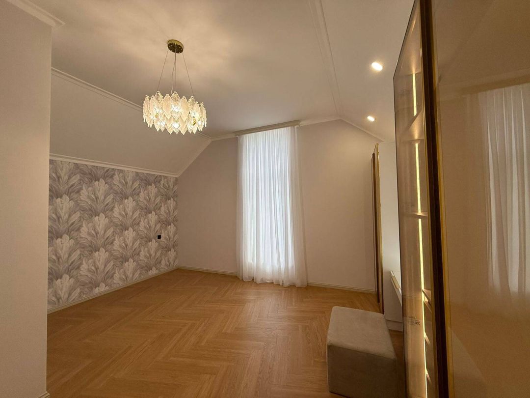 Satılır 5 otaqlı həyət evi/bağ evi 220 m² — Ev, villa, Bakı (7)