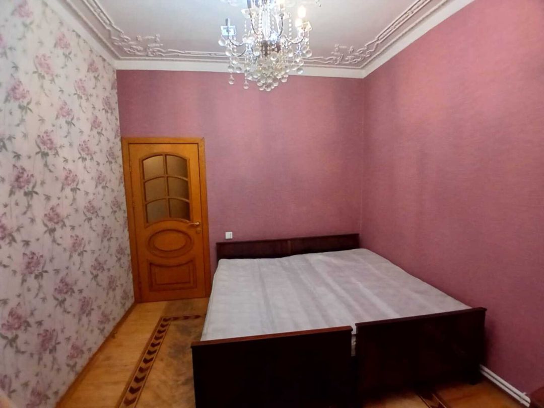 İcarəyə verilir 4 otaqlı köhnə tikili 110 m² — Mənzil, Bakı (5)