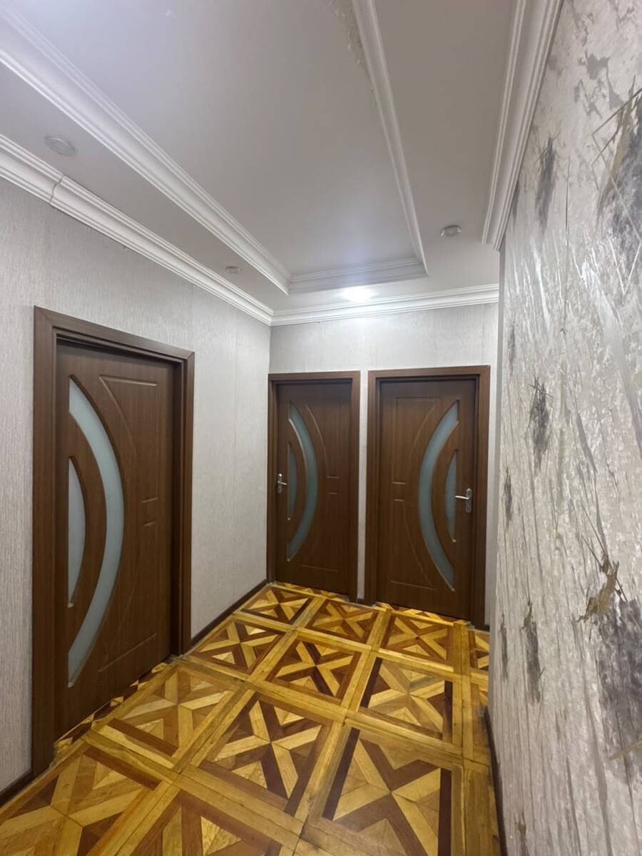 Satılır 4 otaqlı köhnə tikili 100 m² — Mənzil, Bakı