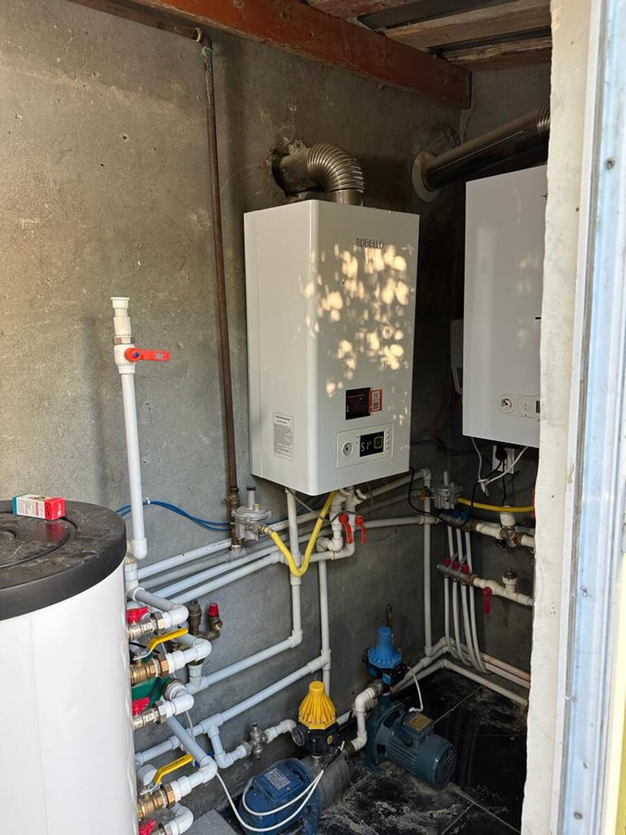 Satılır 5 otaqlı həyət evi/bağ evi 200 m² — Ev, villa, Bakı (9)