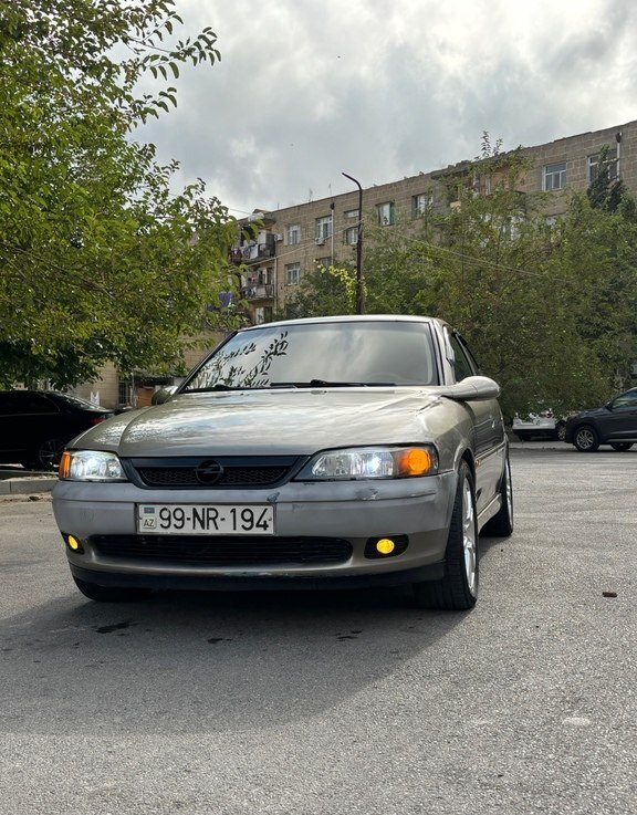 Opel Vectra, 1999 il, 330000 km, 2 L