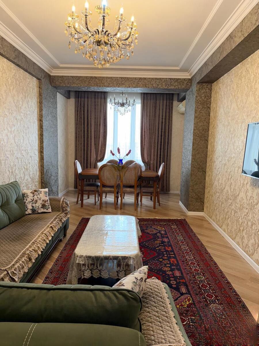 Satılır 3 otaqlı yeni tikili 130 m² — Mənzil, Bakı (2)