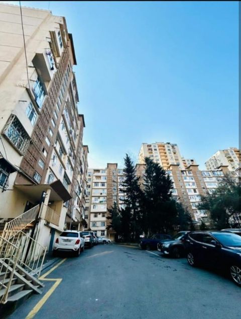 Bakı, Yasamal, 1 otaqlı, Köhnə tikili, m. İnşaatçılar, 40 kv. m — Квартира