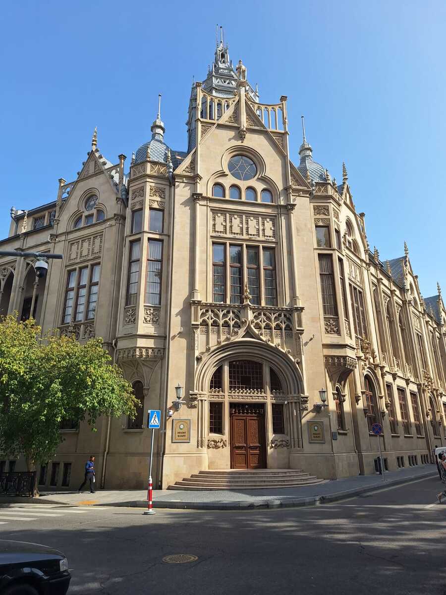 Satılır 3 otaqlı köhnə tikili 64 m² — Mənzil, Bakı