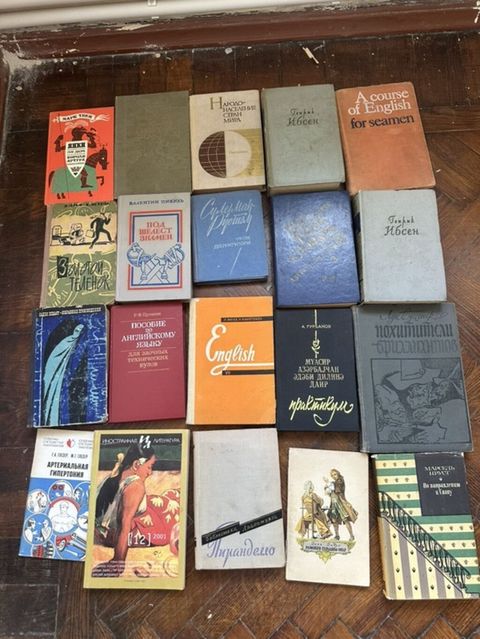 Kolleksiya: köhnə və klassik nəşrlərdən ibarət böyük kitab toplusu — Bakı