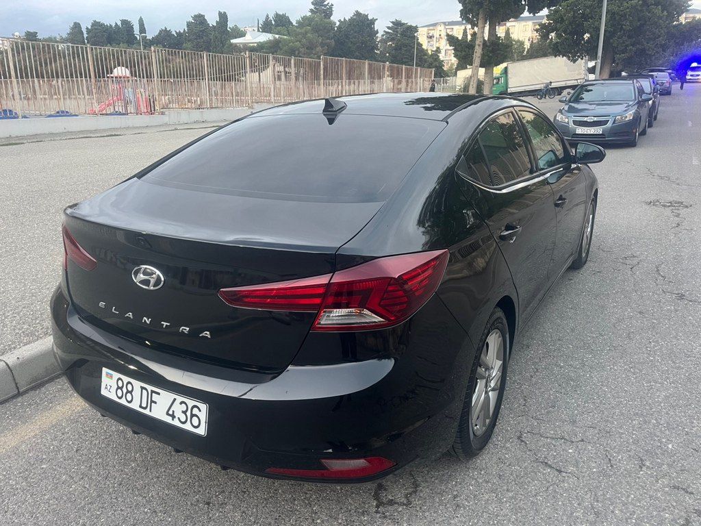 Hyundai Elantra, 2.0 L, 2019 il, 114 000 km 88-DF-436 — Avtomobillər, Bakı (5)