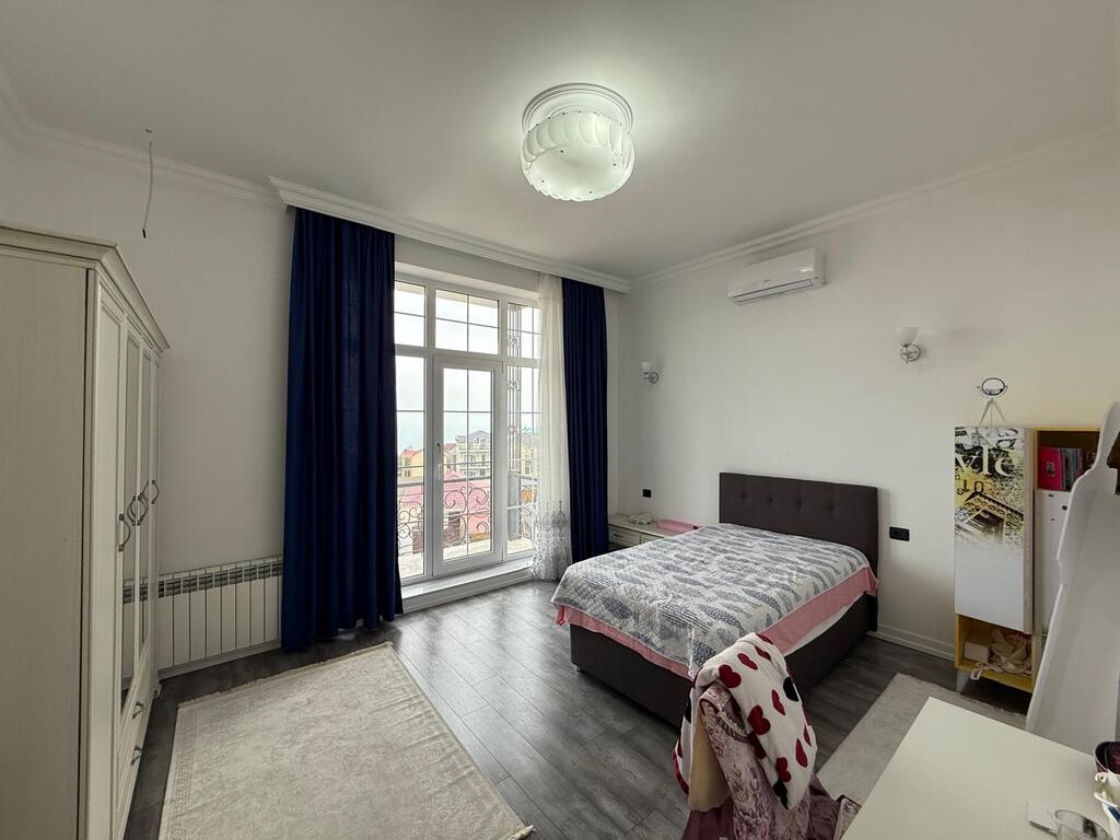 Satılır 8 otaqlı həyət evi/bağ evi 320 m² — Ev, villa, Bakı (9)