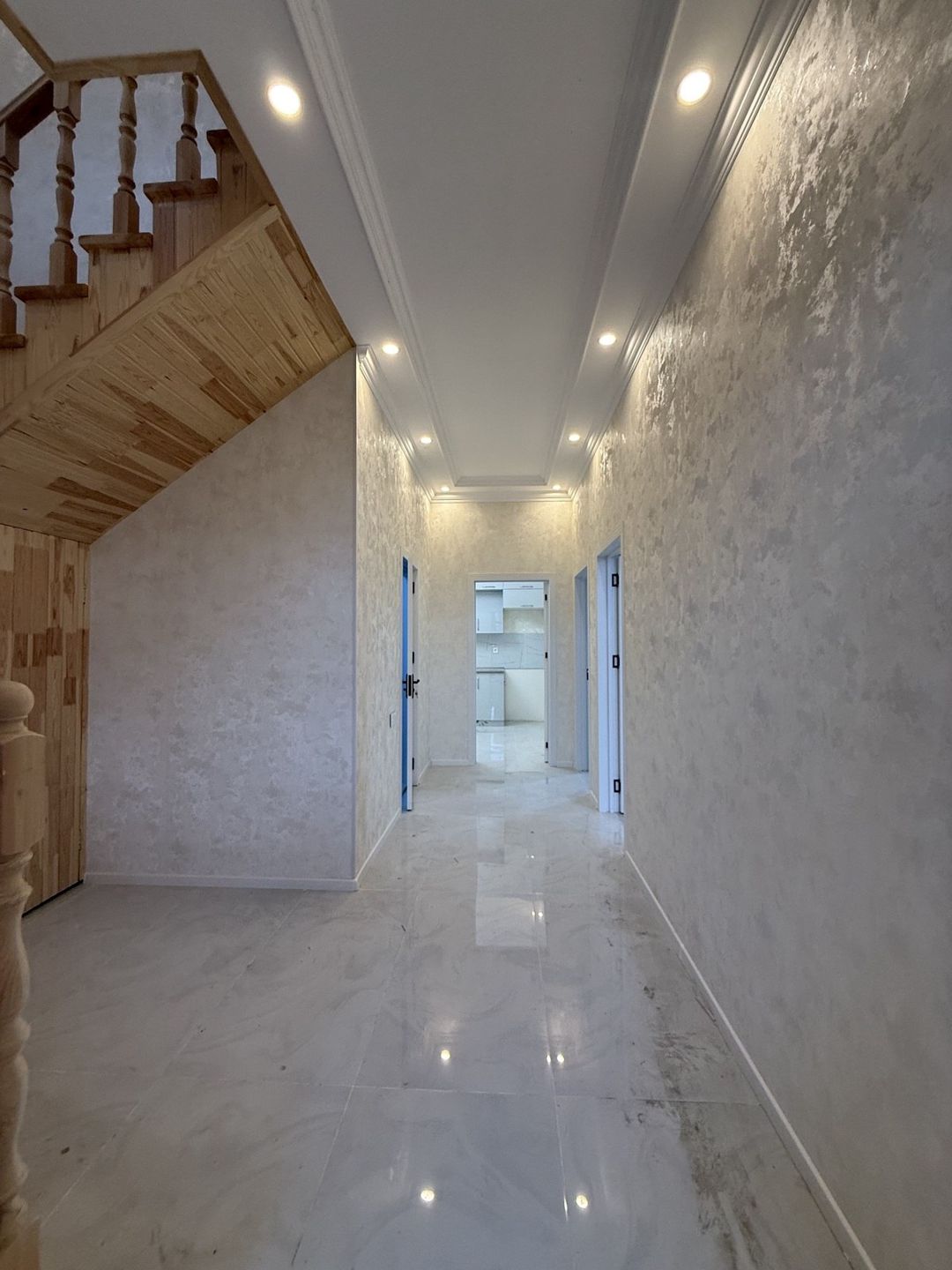 Satılır 5 otaqlı həyət evi/bağ evi 250 m² — Ev, villa, Bakı (2)