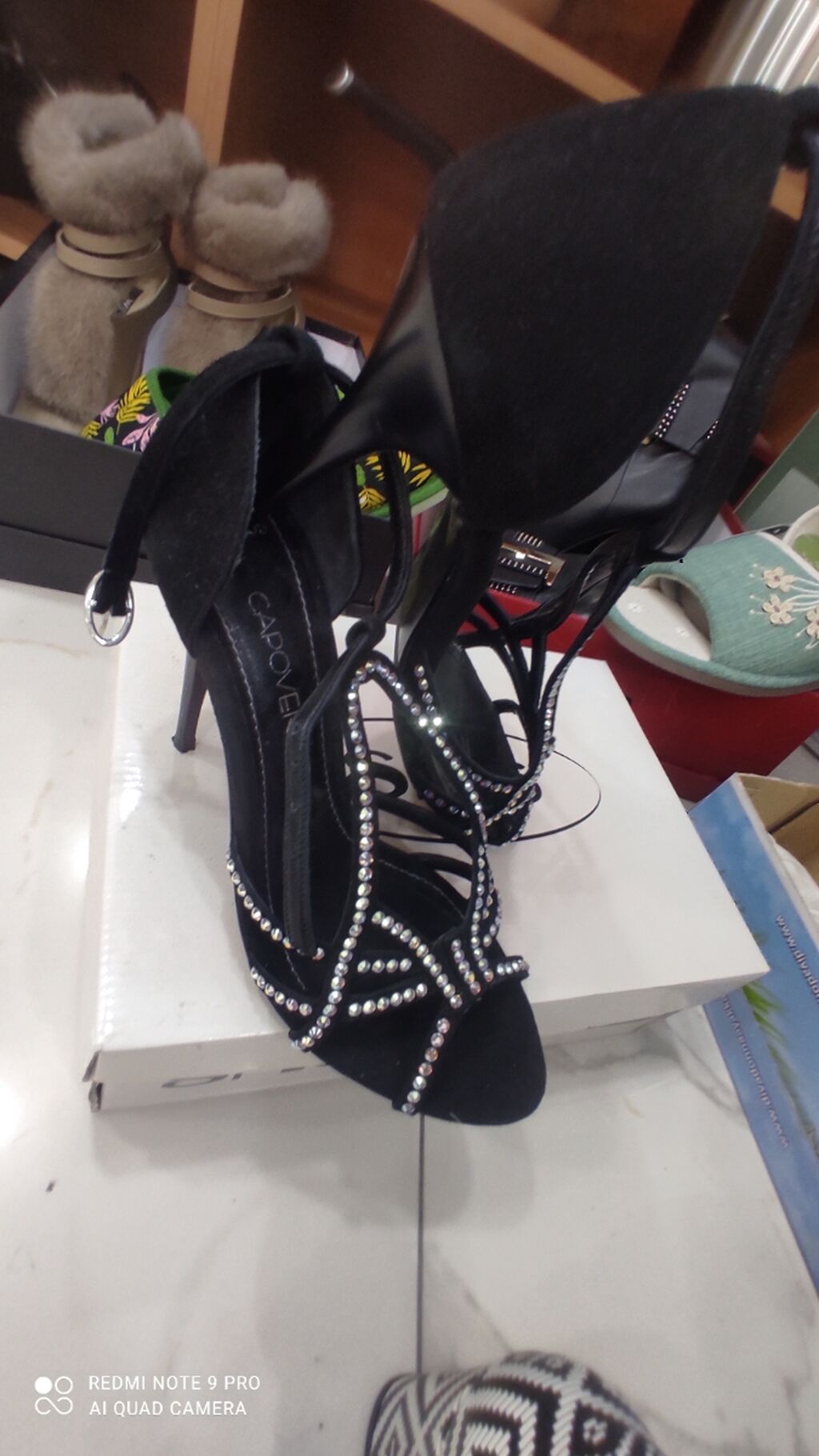 Qadın yüksək dabanlı sandal 120 alinib taxadir 38 razmer endrimdadi — Sandal, Bakı (2)