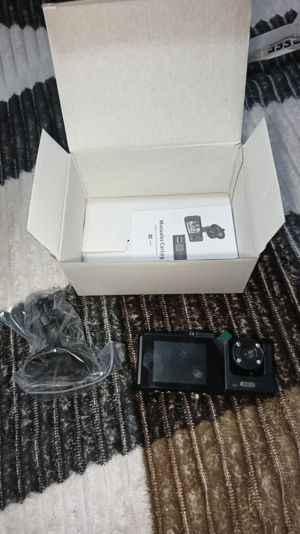 Avtomobil DVR (videoregistrator) Xüsusiyyətlər: - Ön kamera ilə — Video qeydediciləri, Ağdaş (2)