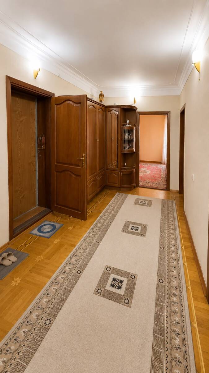 Satılır 3 otaqlı köhnə tikili 136 m² — Mənzil, Bakı (7)