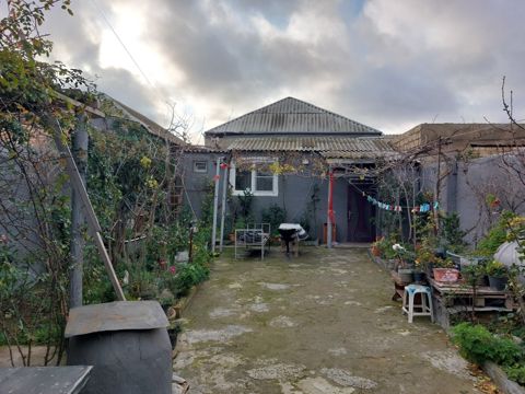 Həyət evi, Hövsan qəs — Bakı