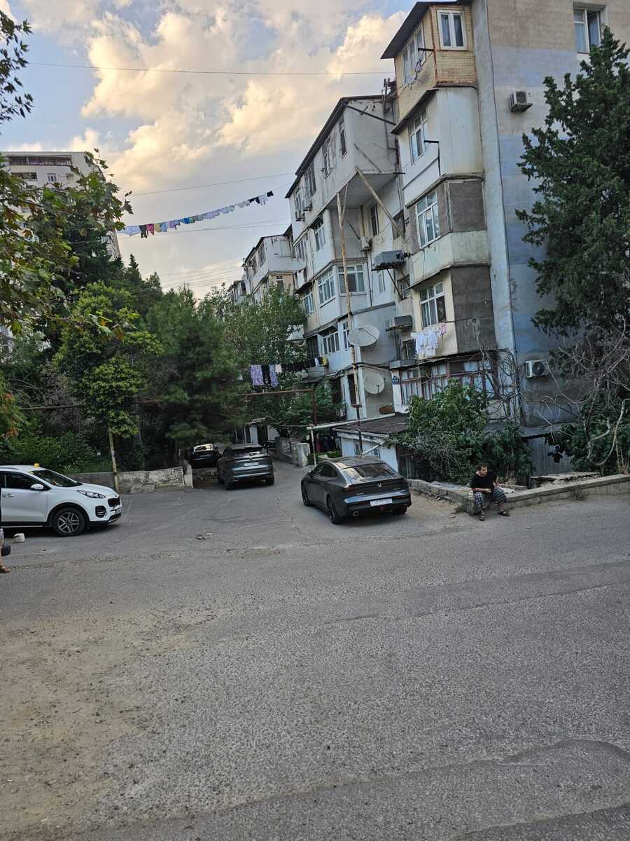 Satılır 2 otaqlı köhnə tikili 50 m² — Mənzil, Bakı (9)