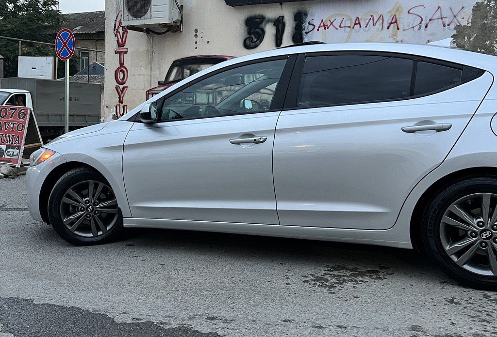 Hyundai Elantra, 2.0 L, 2018 il, 238 183 km 77-UH-982 — Avtomobillər, Bakı (4)