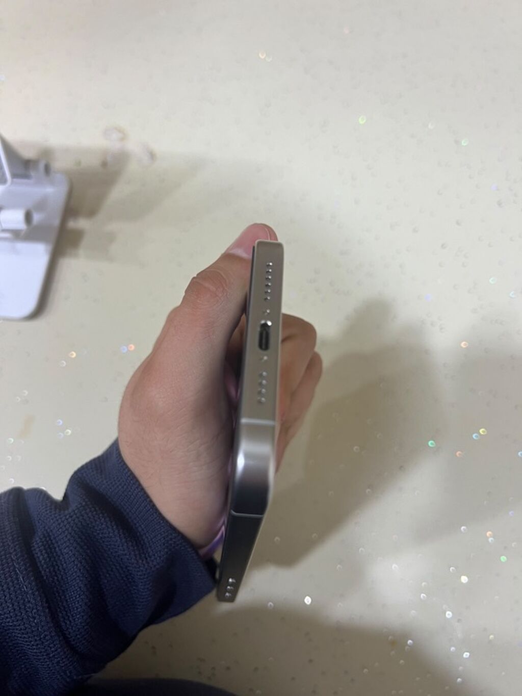 IPhone 15 Pro Max, Ağ, Simsiz şarj — Apple iPhone, Digah (3)