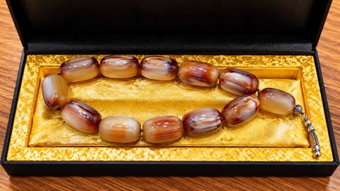 Təsbeh 95043920, süni daş — Bakı