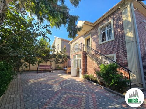 Satılır 7 otaqlı 228 m² bağ evi Şüvəlan