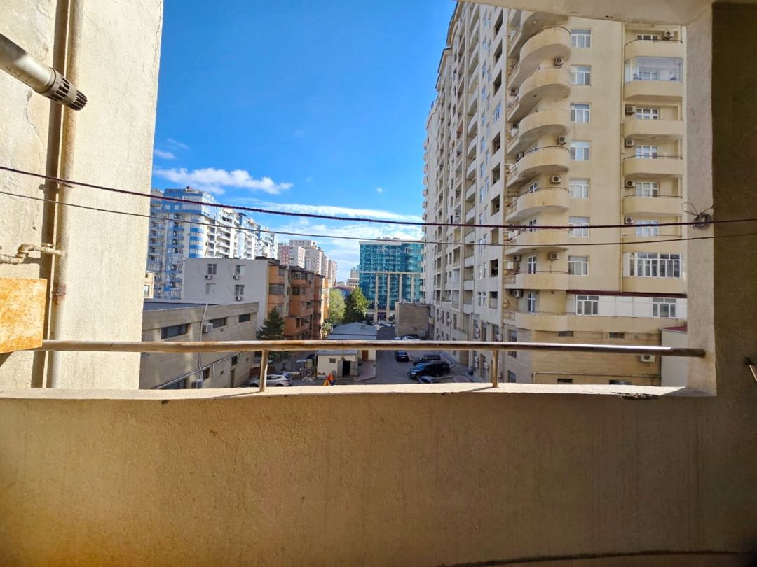 Satılır 4 otaqlı yeni tikili 220 m² — Mənzil, Bakı (7)