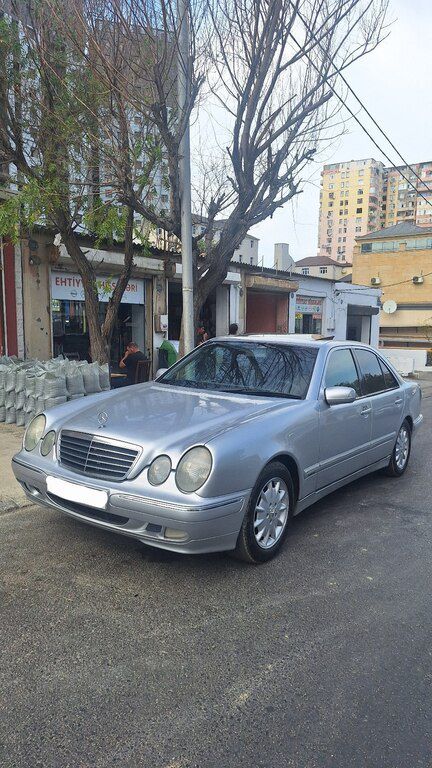 Mercedes E 270, 2.7 L, 2001 il, 630 000 km — Avtomobillər, Bakı (2)