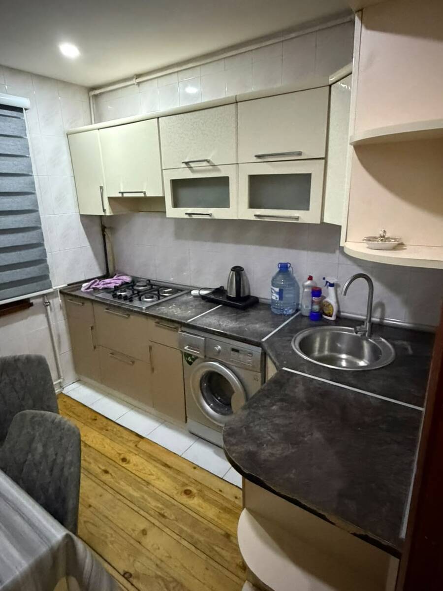 Satılır 4 otaqlı köhnə tikili 110 m² — Mənzil, Bakı (12)
