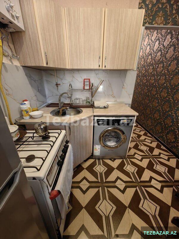 Qara Qarayev metrosunun cixişinda birotaqli 550 yə — Ofis, Bakı (2)