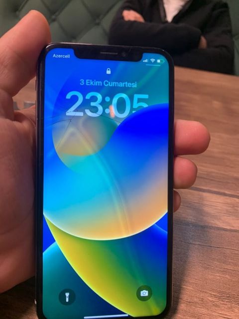 Apple iPhone X Silver 64GB/3GB — Bakı