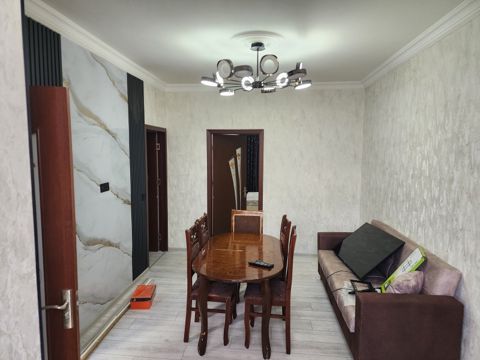 Satılır 2 otaqlı köhnə tikili 55 m² — Bakı