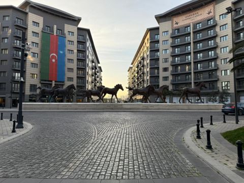 Satılır 3 otaqlı yeni tikili 143 m² — Bakı