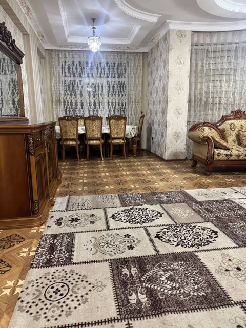 Satılır 4 otaqlı yeni tikili 210 m² — Bakı