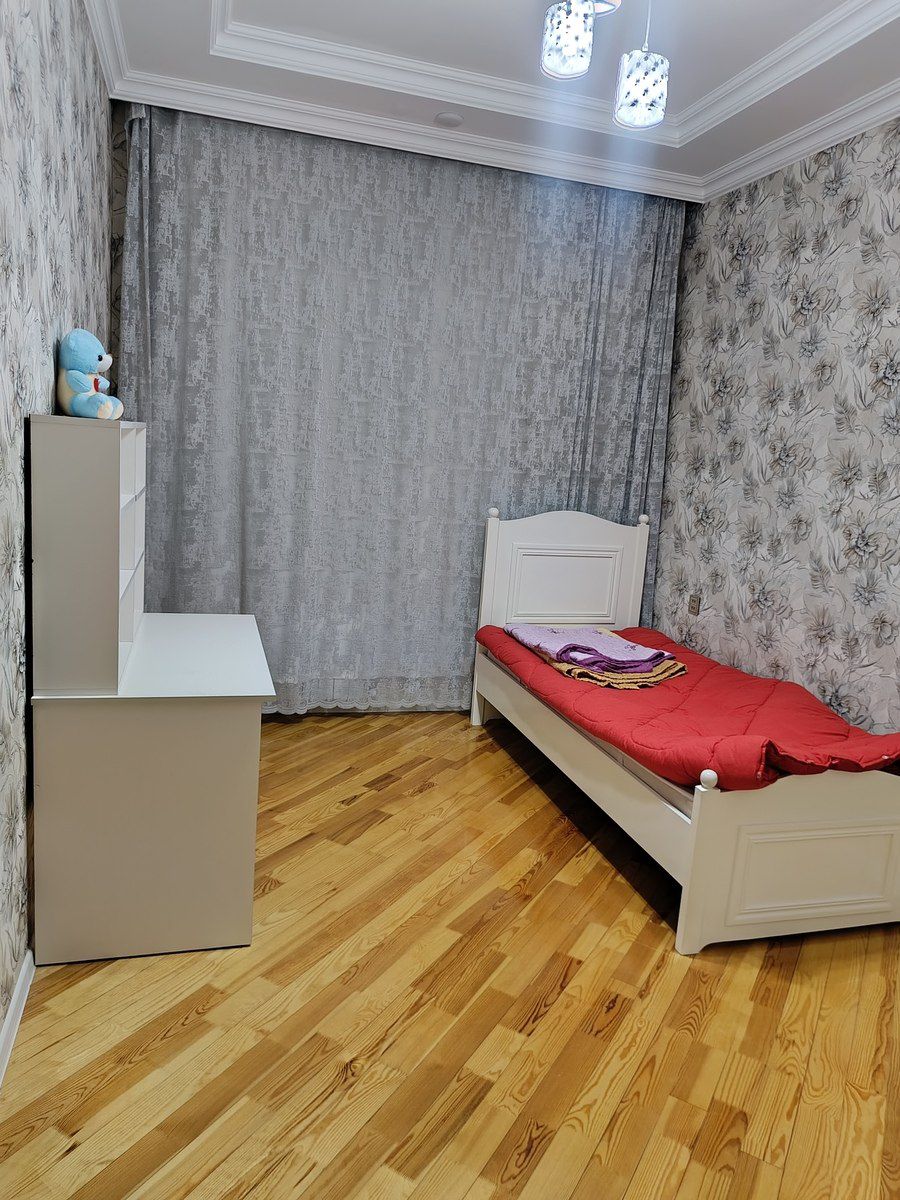 Satılır 6 otaqlı həyət evi/bağ evi 200 m² — Ev, villa, Bakı (9)