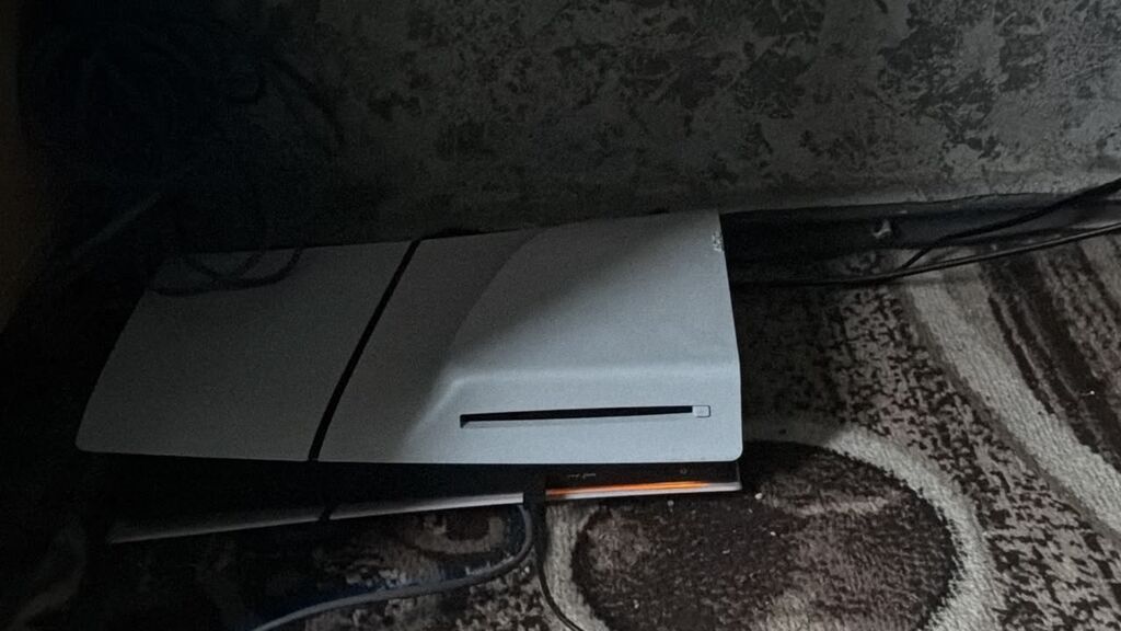 Məhsul: PlayStation 5 (diskli versiya) + 2 orijinal PS5 oyun diski — Oyun konsolları, Bakı (2)