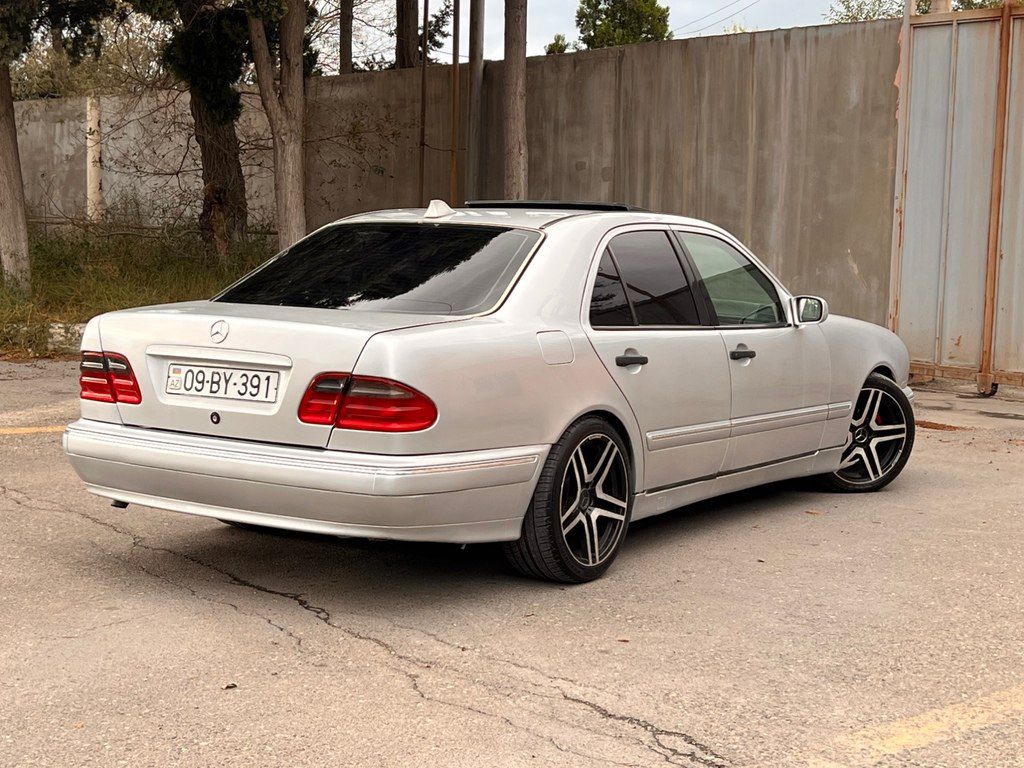 Mercedes E 220, 2.2 L, 1998 il, 308 000 km 09-BY-391 — Avtomobillər, Sumqayıt (5)