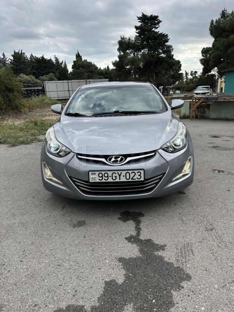 2015 Hyundai Elantra, 1.8 L, 2015, 273,094 km — Bakı