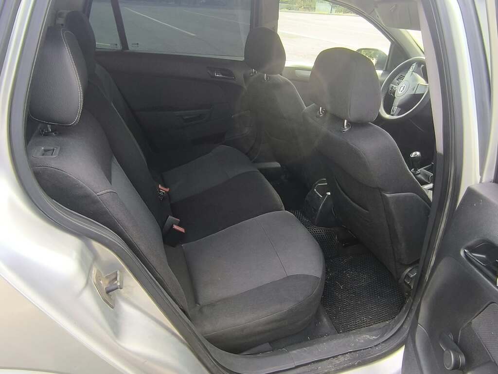 Opel Astra, 1.3 L, 2005 il, 270 000 km 77-NC-935 — Avtomobillər, Qax (4)