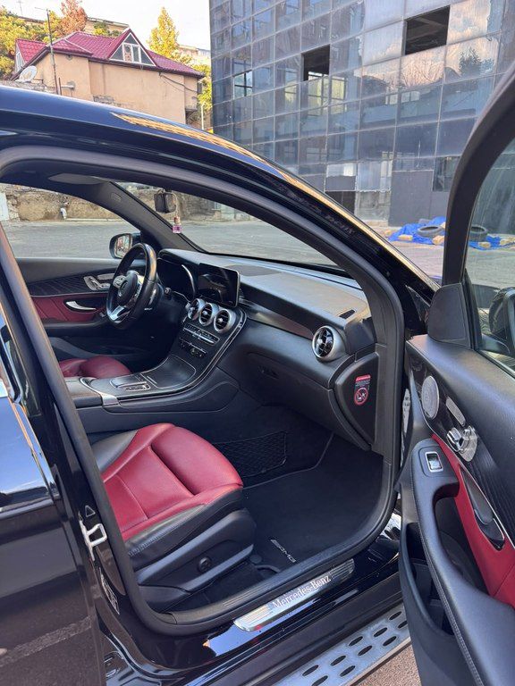 Mercedes GLC 300 4MATIC Coupe, 2.0 L, 2020 il, 100 000 km — Avtomobillər, Bakı (8)