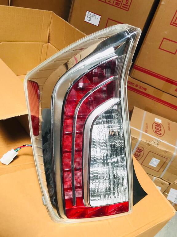 "Toyota Prius" amerikanka restyle stop — Ehtiyat hissələri və aksesuarlar, Bakı