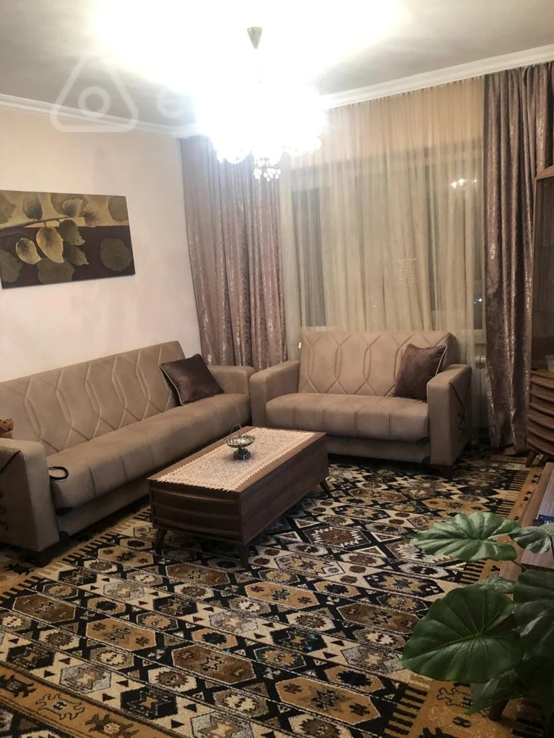 3 otaqlı mənzil, 50 m², Yasamal — kirayə — Mənzil, Bakı