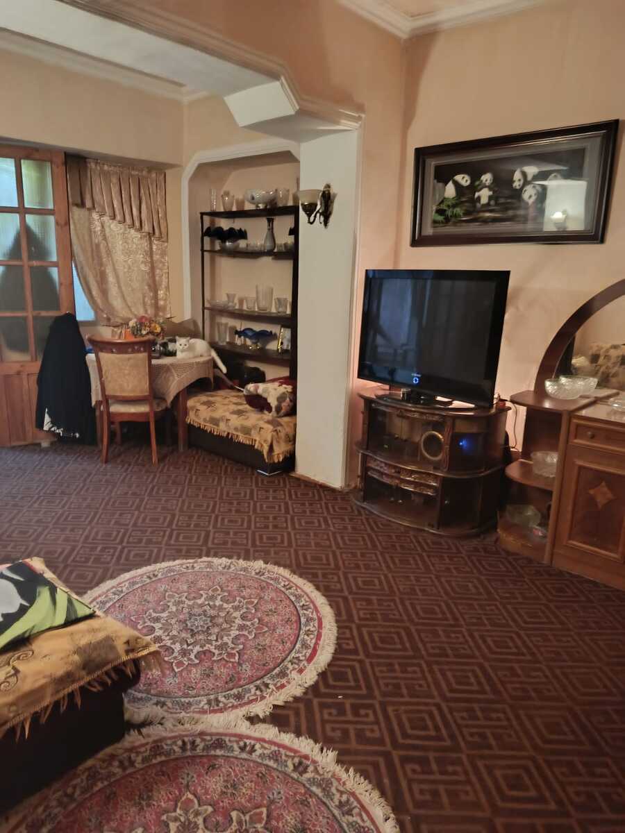 Satılır 2 otaqlı köhnə tikili 65 m² — Mənzil, Bakı