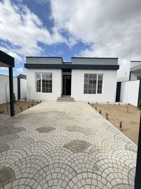 Satılır 3 otaqlı həyət evi/bağ evi 100 m² — Bakı