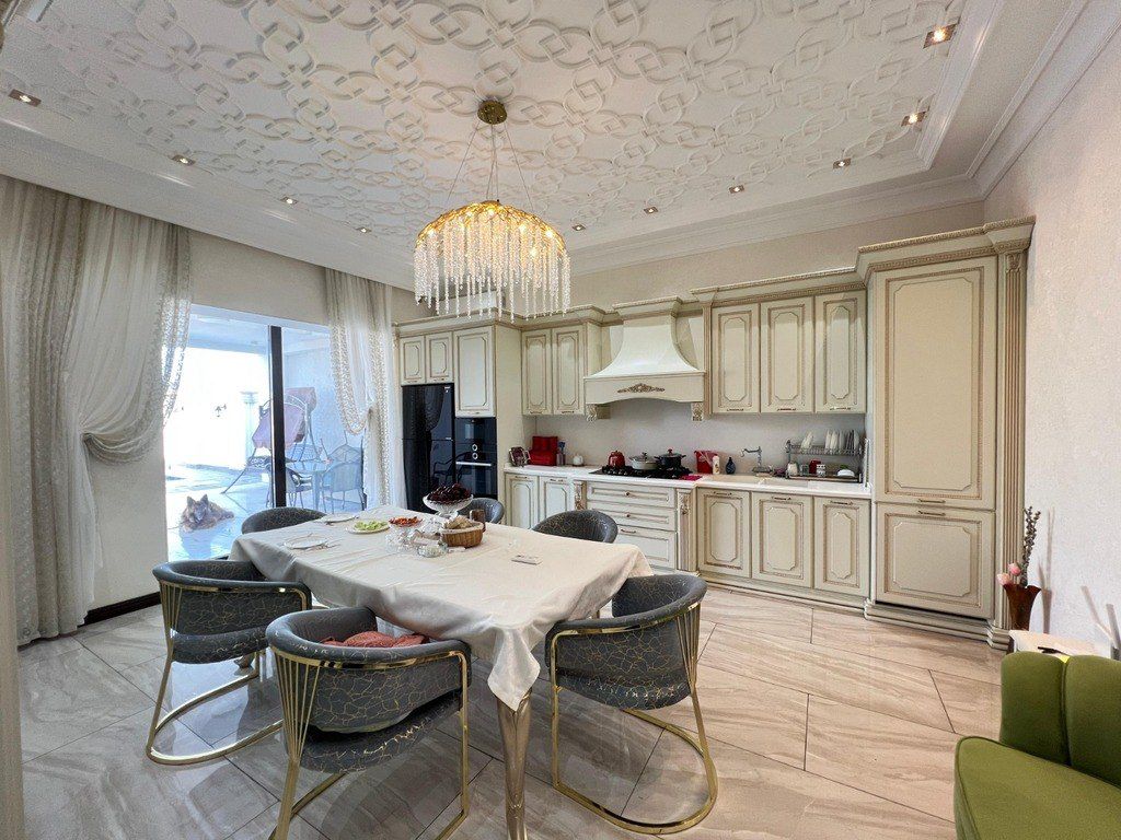 Satılır 7 otaqlı həyət evi/bağ evi 550 m² — Ev, villa, Bakı (4)