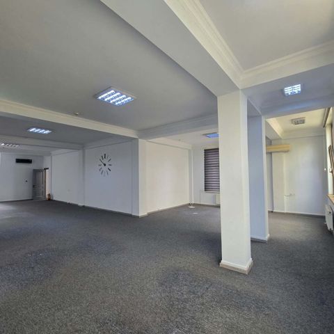 İcarəyə verilir obyekt 750 m² — Bakı