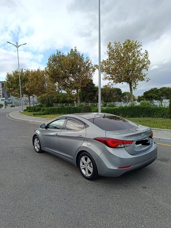 Hyundai Elantra, 1.8 L, 2015 il, 304 971 km — Avtomobillər, Bakı (6)