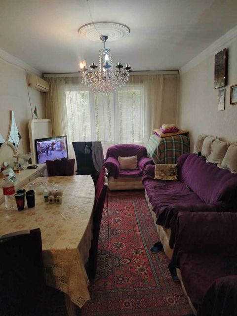 Satılır 2 otaqlı köhnə tikili 45 m² — Bakı