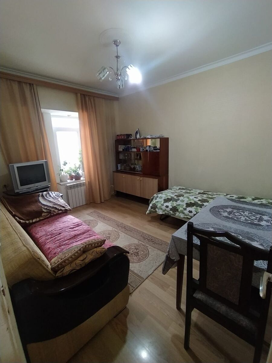 Satılır 2 otaqlı köhnə tikili 42 m² — Mənzil, Bakı (5)